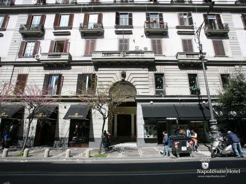 Napoli Suite Bed and breakfast Nápoles