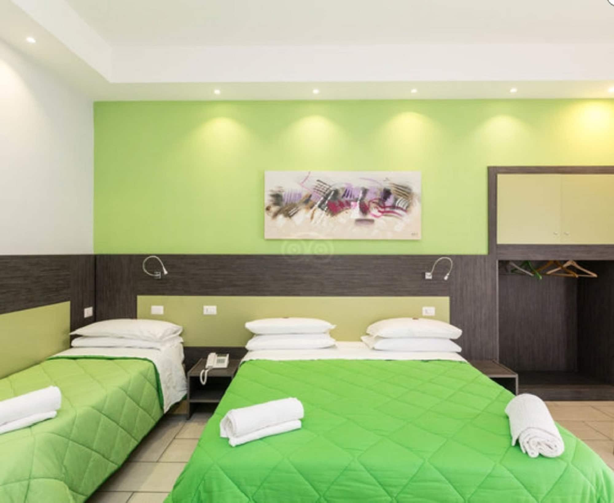 Napoli Suite 3* Neapel