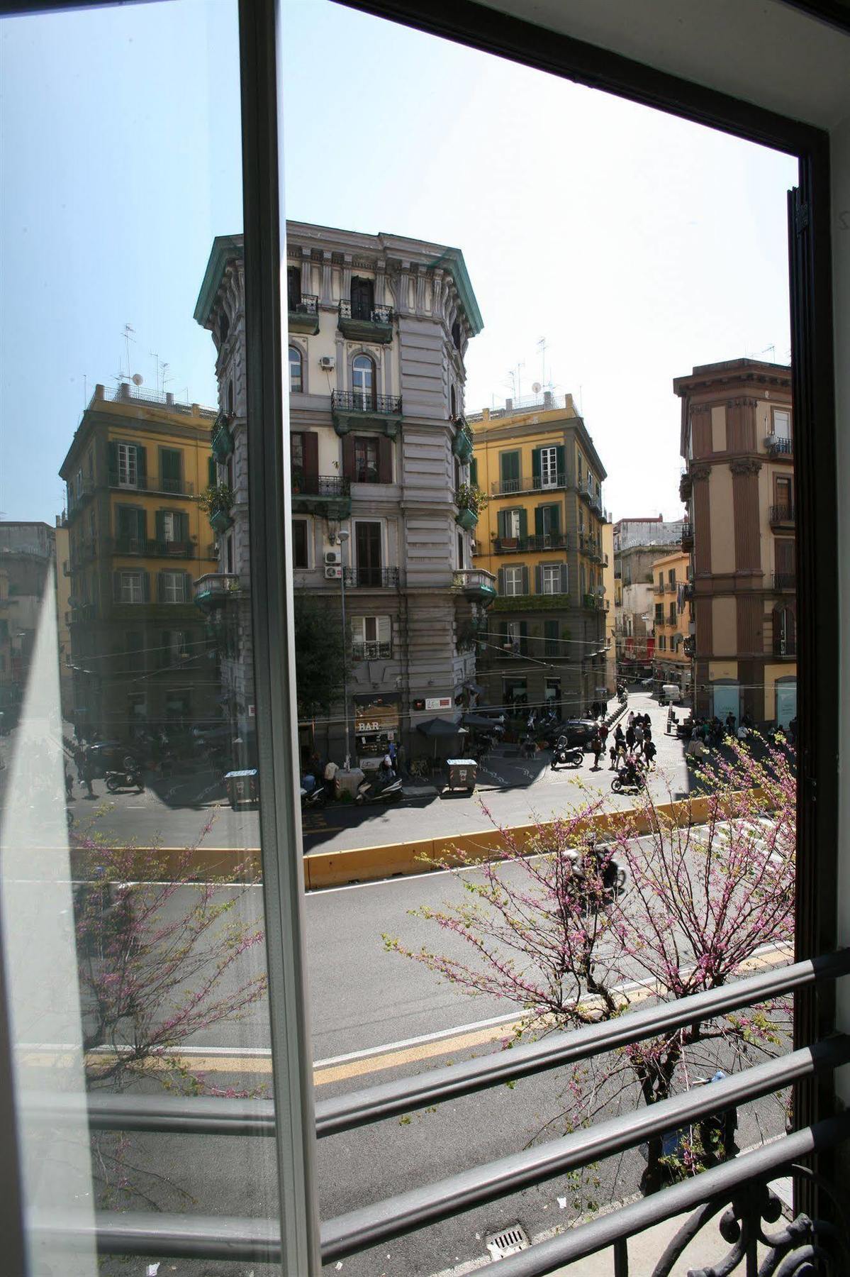 Napoli Suite